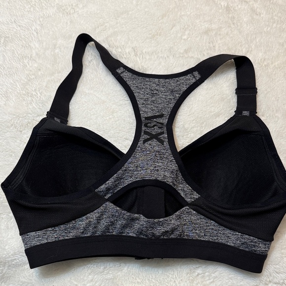 VSX Black and Gray Zip-Front Sports Bra - Picture 4 of 6